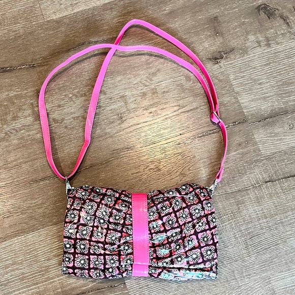 VERA BRADLEY Frill pink multicolor shoulder, crossbody bag, handbag, pur… - Picture 1 of 9
